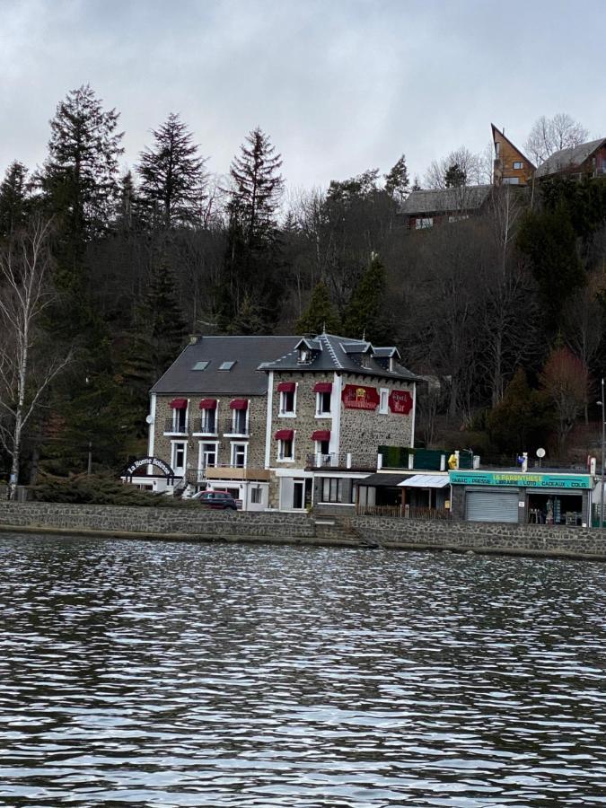 La bonne hôtesse Chambon-sur-Lac Exterior foto